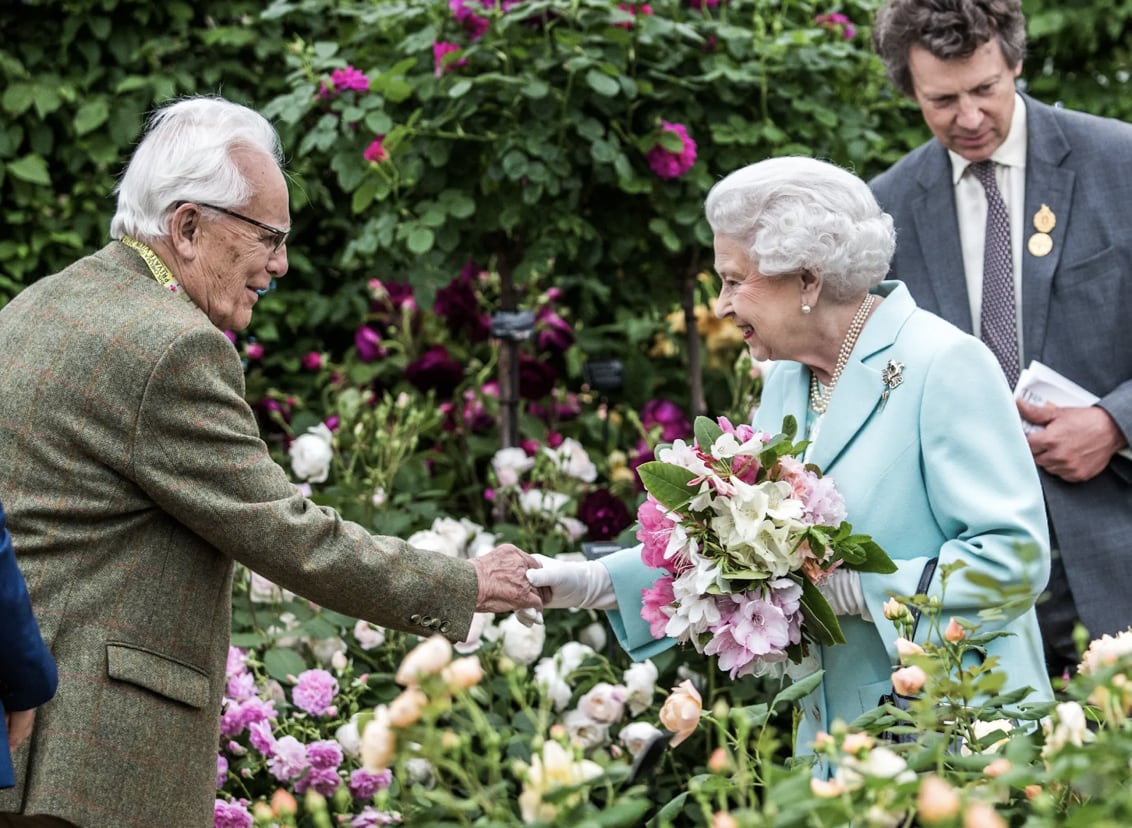David C. H. Austin meeting the Queen at Chelsea Flower Show